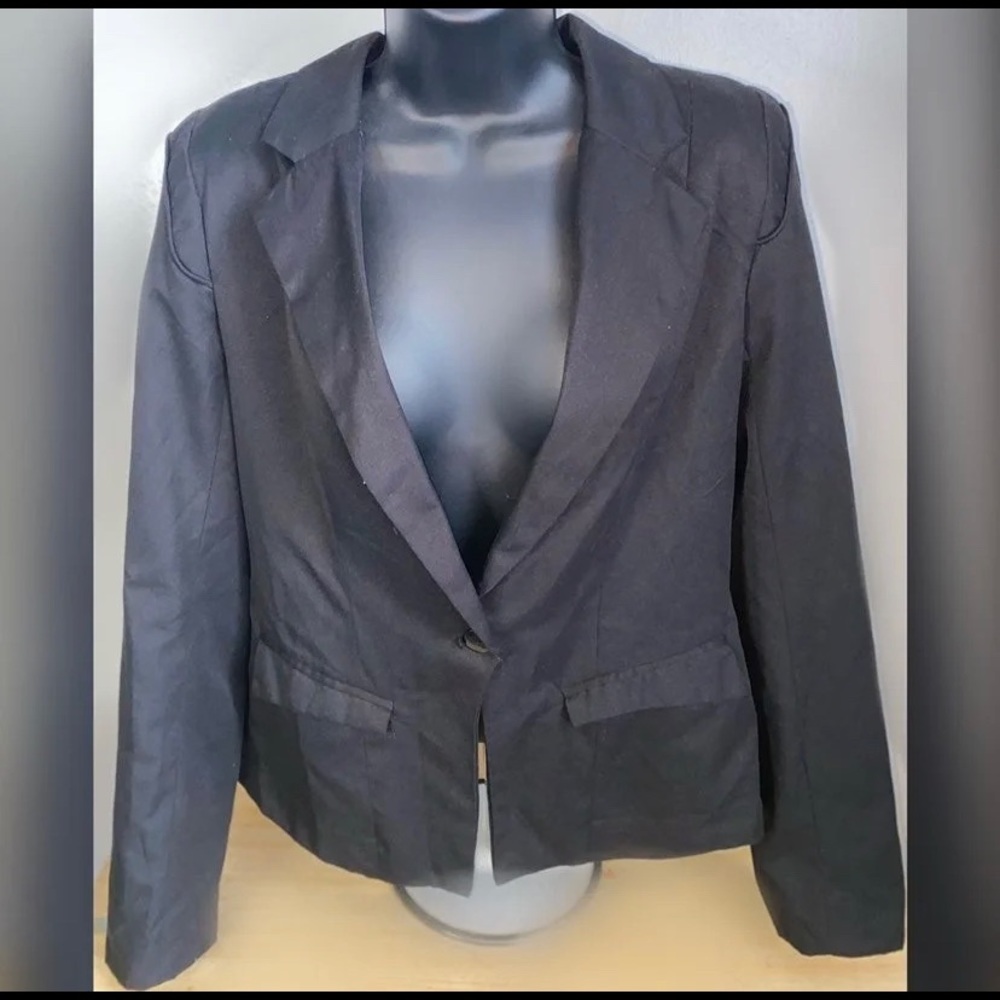 Black Blazer.